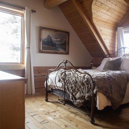Hebergement "La Maison En Bois Rond" Sainte-Marie ห้อง รูปภาพ